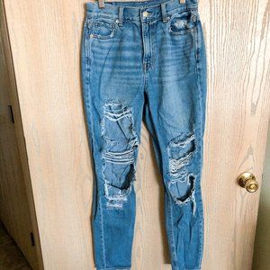 American Eagle Mom Jeans